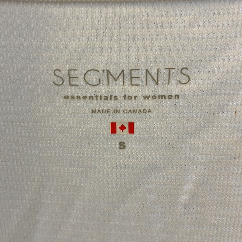 SegMents Women's 3/4 Sleeve V-Neck Shirt Size Small - Picture 5 of 7